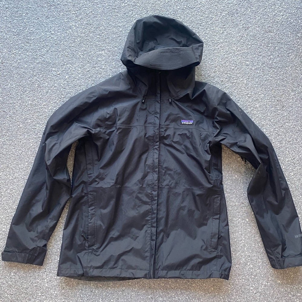Patagonia Black Hooded Raincoat